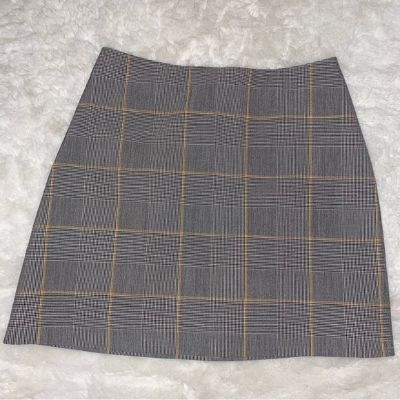 Wilfred Skirt - Picture 2 of 2
